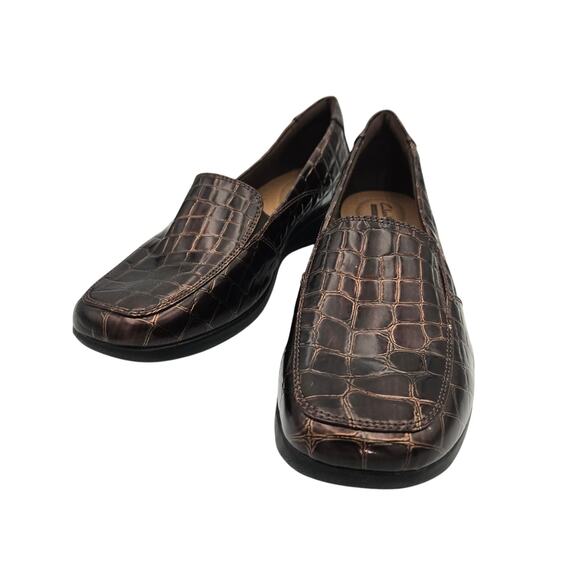 Clarks Gael Angora Womens Brown Croc Embossed Leather Comfort Loafers size 12 - Picture 1 of 9